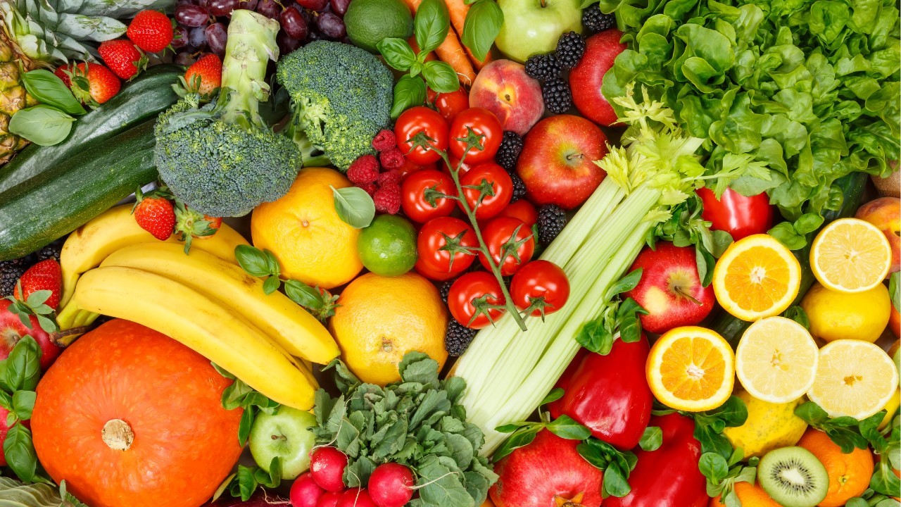 想靠吃一些天然食物來促進膠原蛋白增生嗎?今天就讓我們從「糖」的角度來談談哪些食物吃了可以幫助增加膠原蛋白、哪些則有反效果,因為有種東西叫「AGEs」(糖化終產物),會對我們皮膚有所影響,繼續看下去就知道囉! 想靠吃一些天然食物來促進膠原蛋白增生嗎?今天就讓我們從「糖」的角度來談談哪些食物吃了可以幫助增加膠原蛋白、哪些則有反效果,因為有種東西叫「AGEs」(糖化終產物),會對我們皮膚有所影響,繼續看下去就知道囉!