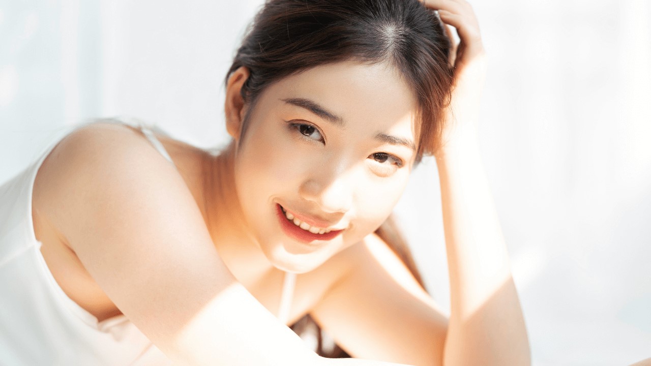 為什麼皮膚需要抗氧化:維他命C早上擦的好處?晚上可以塗維他命C嗎? 為什麼皮膚需要抗氧化:維他命C早上擦的好處?晚上可以塗維他命C嗎?